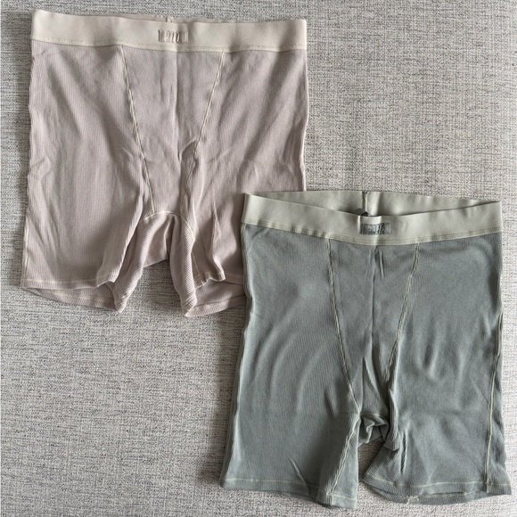 SKIMS Cotton Rib Boxer - Picture 2 of 7